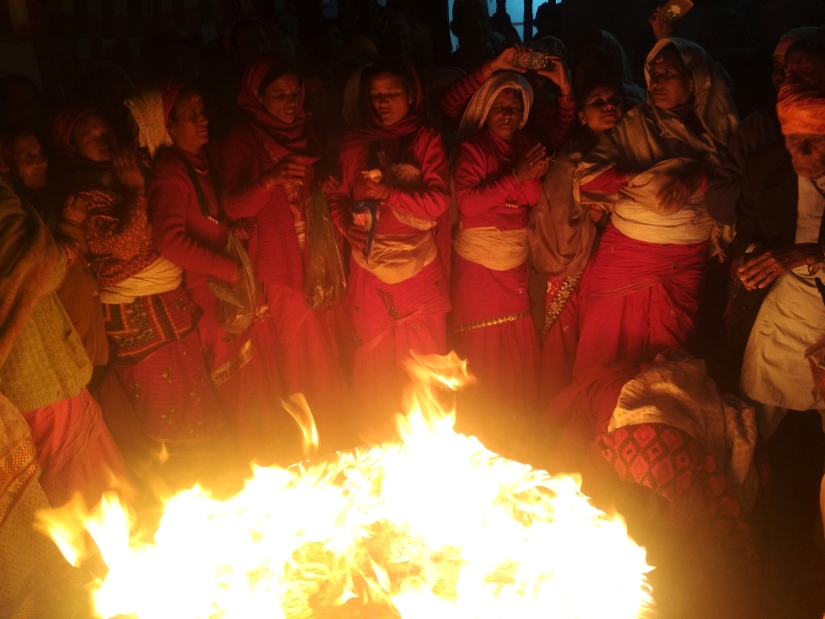 सुदूरपश्चिममा बत्ती बाल्ने महिना सुरु